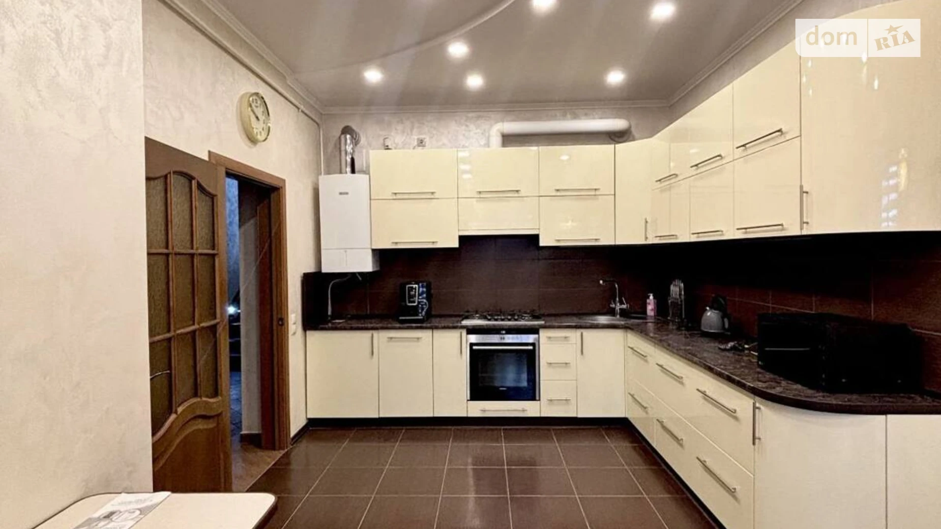 Сдается в аренду дом на 2 этажа 220 кв. м с подвалом, цена: 2000 $ - фото 3