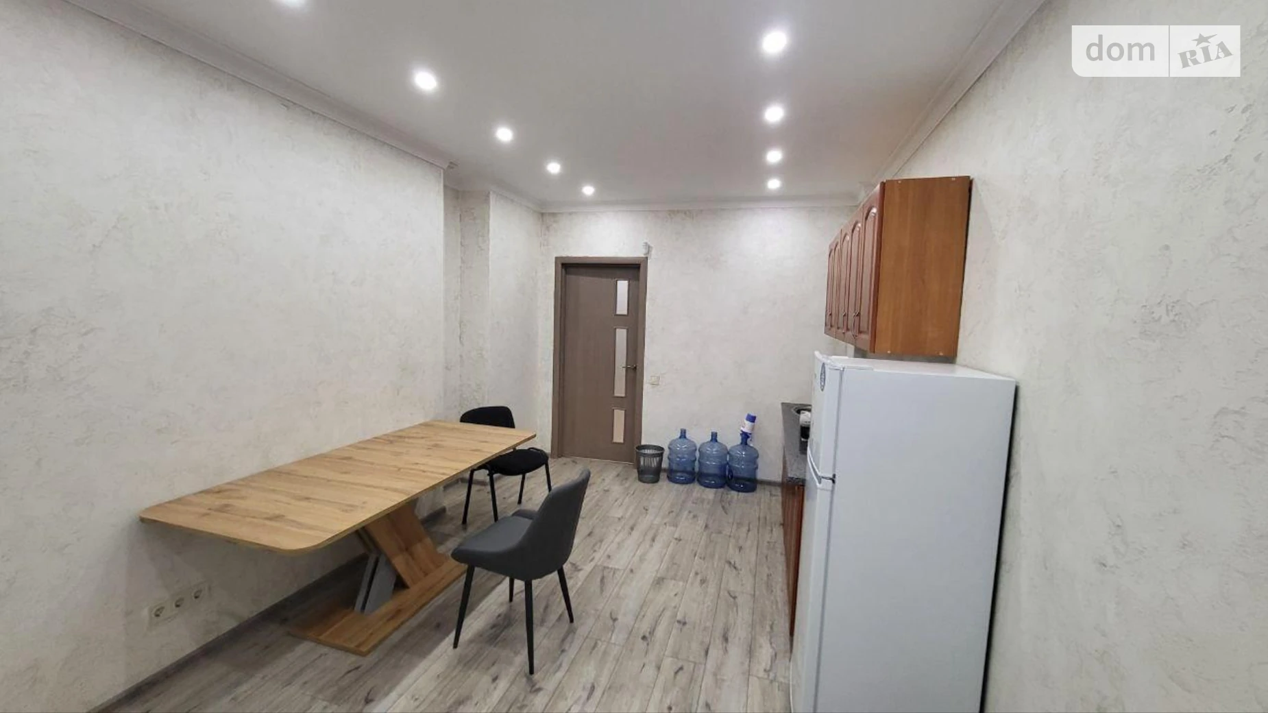 Сдается в аренду офис 86 кв. м в бизнес-центре, цена: 40000 грн - фото 5