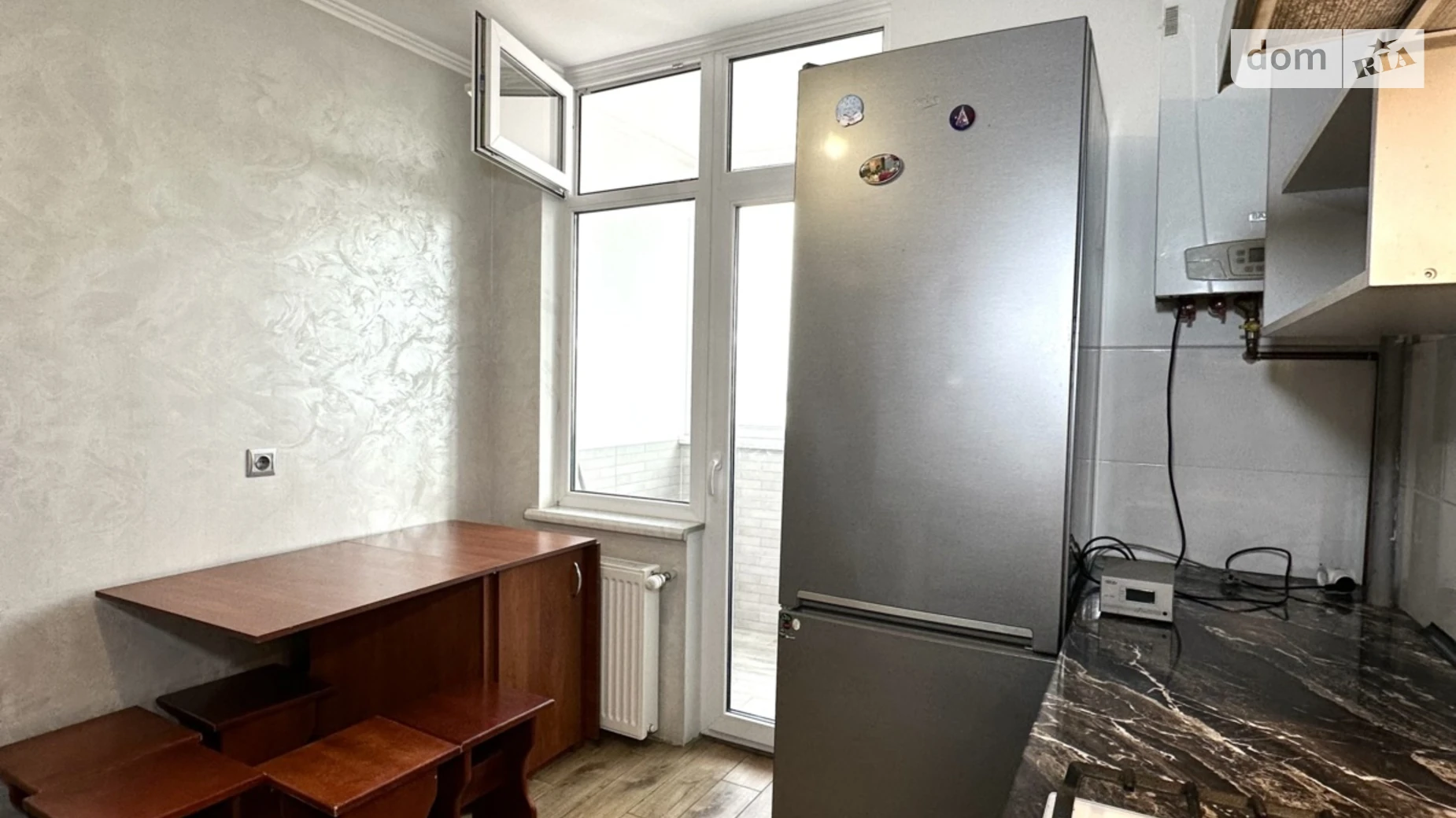 2-комнатная квартира 64 кв. м в Тернополе, ул. Троллейбусная - фото 5