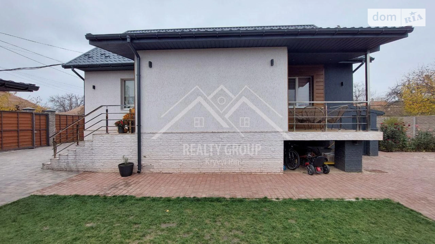 Продается дом на 2 этажа 140 кв. м с подвалом, цена: 120000 $ - фото 3