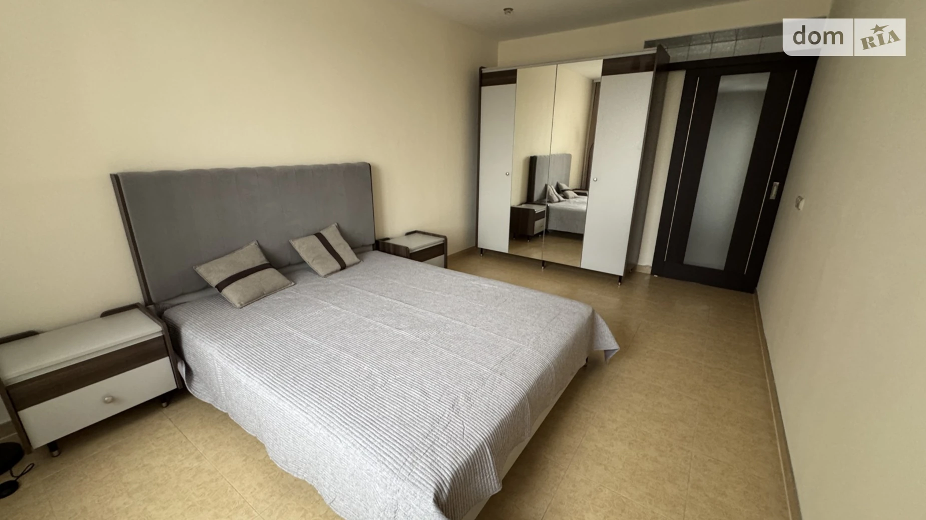 Сдается в аренду 2-комнатная квартира 60 кв. м в, цена: 450 $ - фото 2