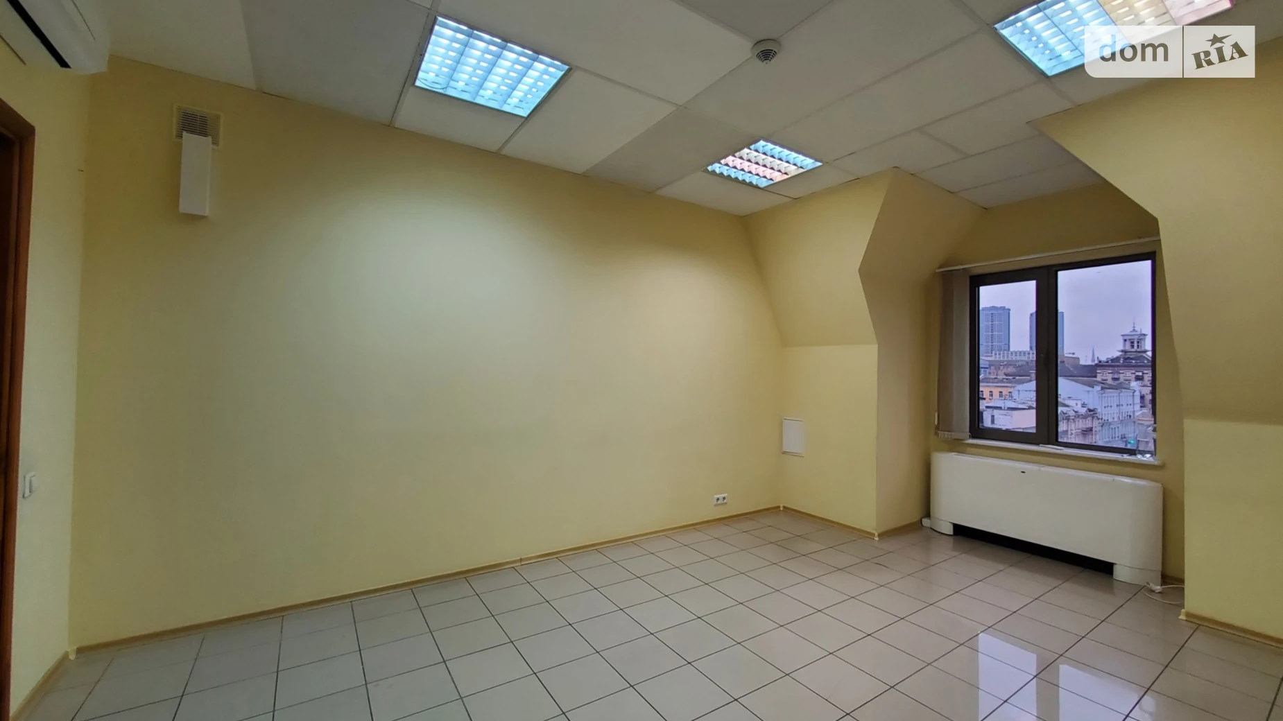 Сдается в аренду офис 17.2 кв. м в бизнес-центре, цена: 258 $ - фото 3