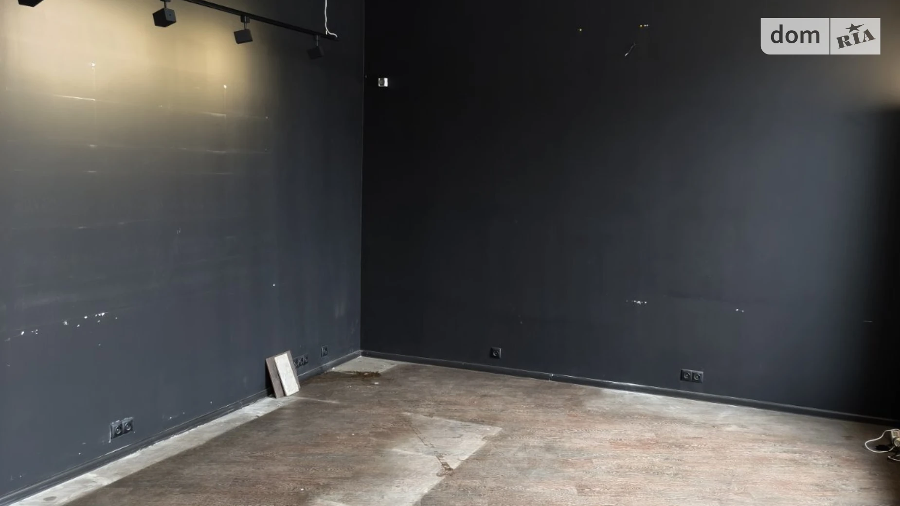 Сдается в аренду помещения свободного назначения 33 кв. м в 4-этажном здании, цена: 40000 грн - фото 3