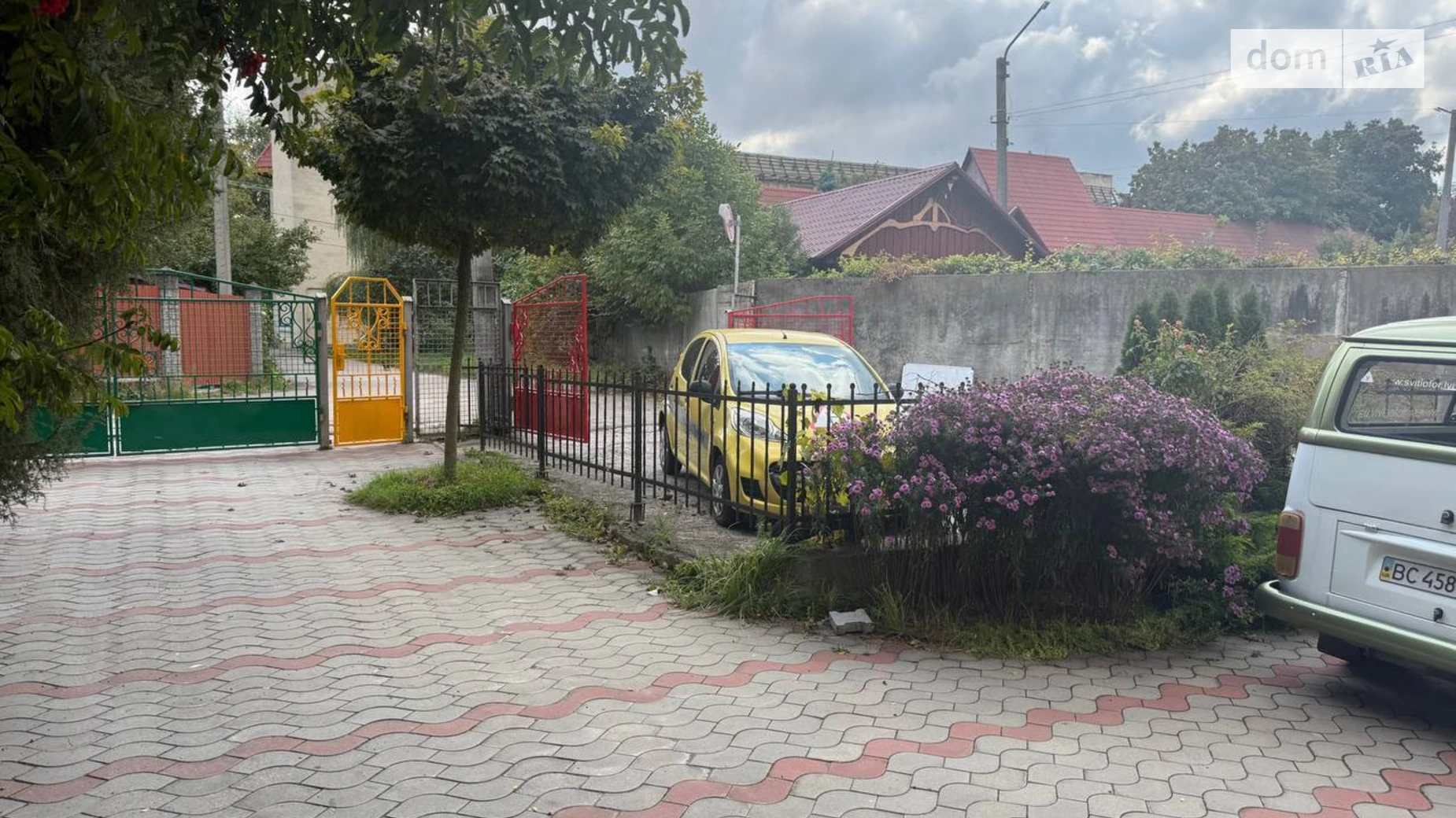 Продается дом на 3 этажа 330 кв. м с верандой, цена: 525000 $ - фото 5