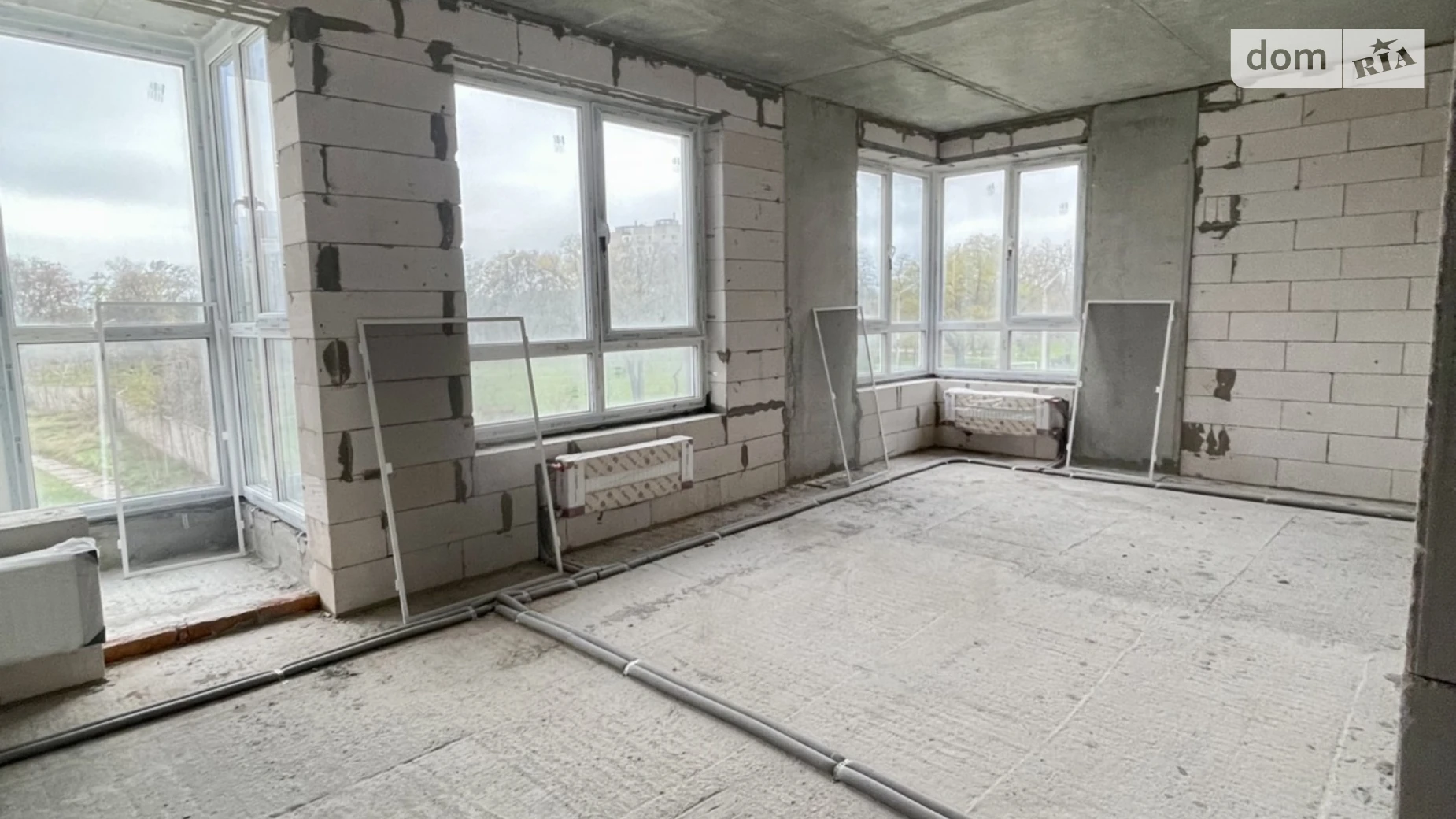 Продається 1-кімнатна квартира 67.9 кв. м у Одесі, вул. Профспілкова, 9 - фото 3