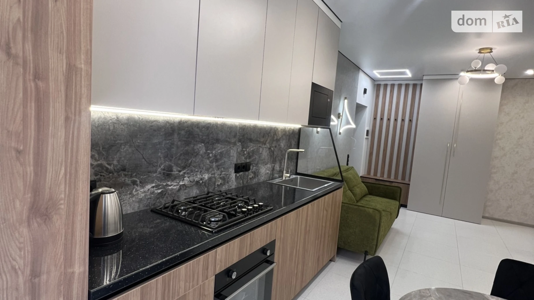 1-комнатная квартира 40 кв. м в Тернополе, ул. Загребельная - фото 2