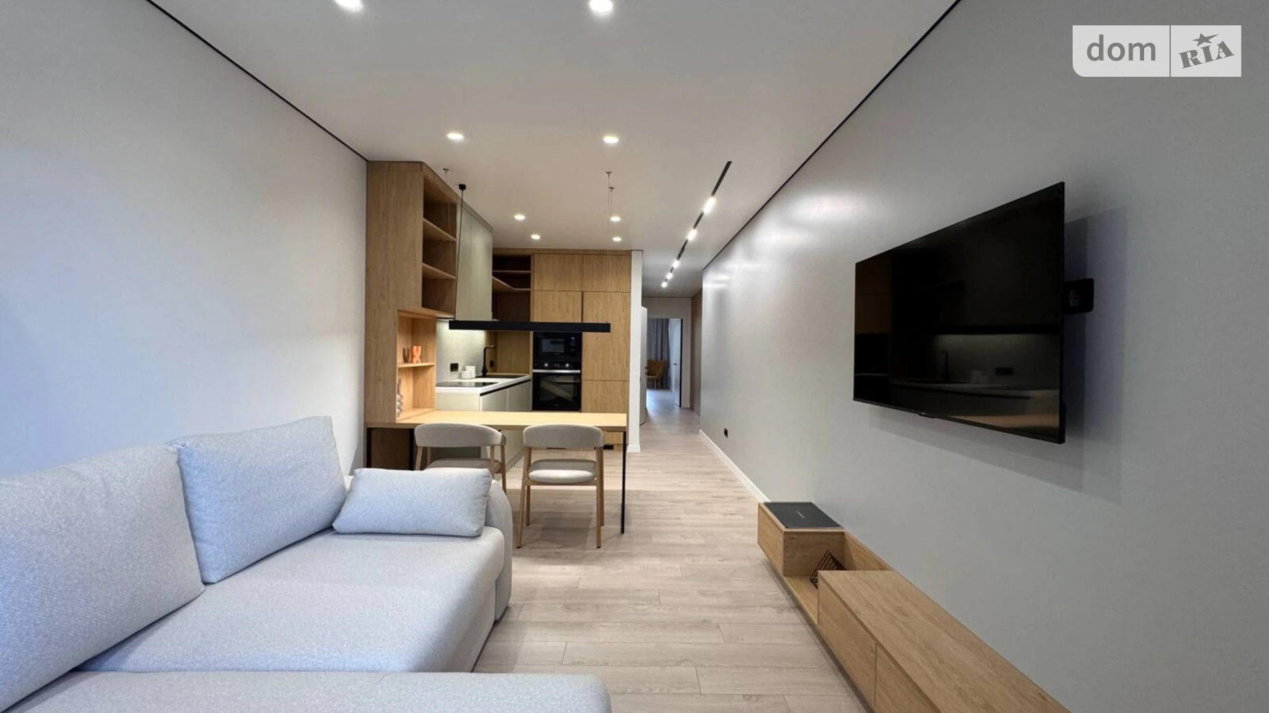 Сдается в аренду 1-комнатная квартира 57.2 кв. м в Львове, ул. Замарстиновская, 170Б - фото 4