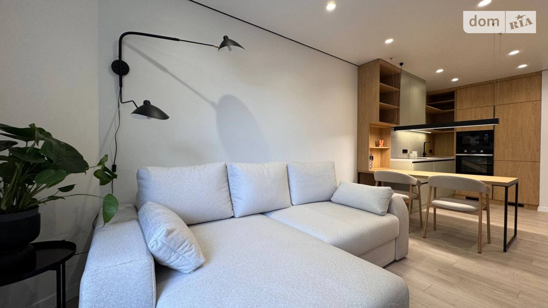 Сдается в аренду 1-комнатная квартира 57.2 кв. м в Львове, ул. Замарстиновская, 170Б - фото 5