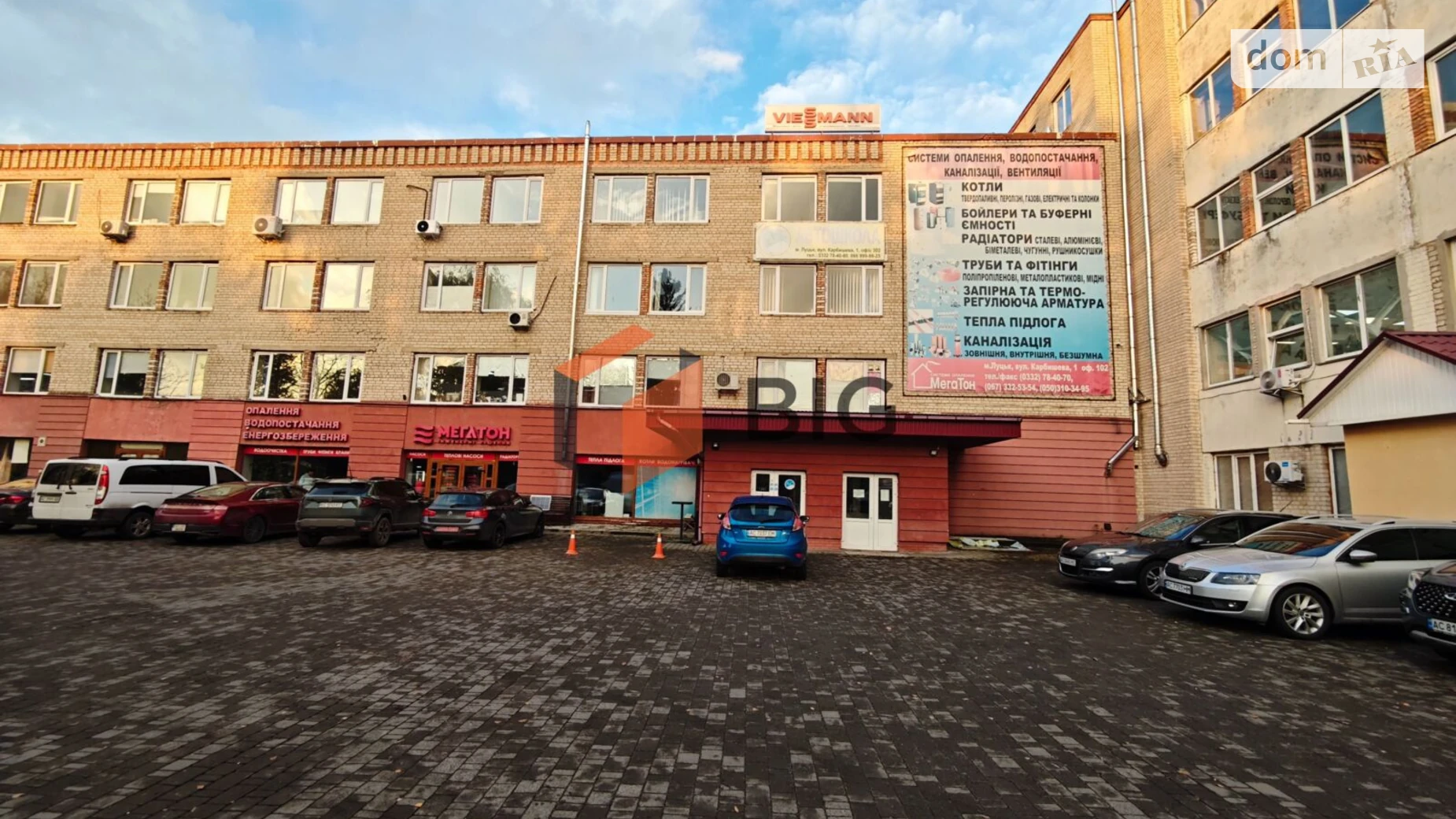 Сдается в аренду офис 70 кв. м в бизнес-центре, цена: 150 грн - фото 2