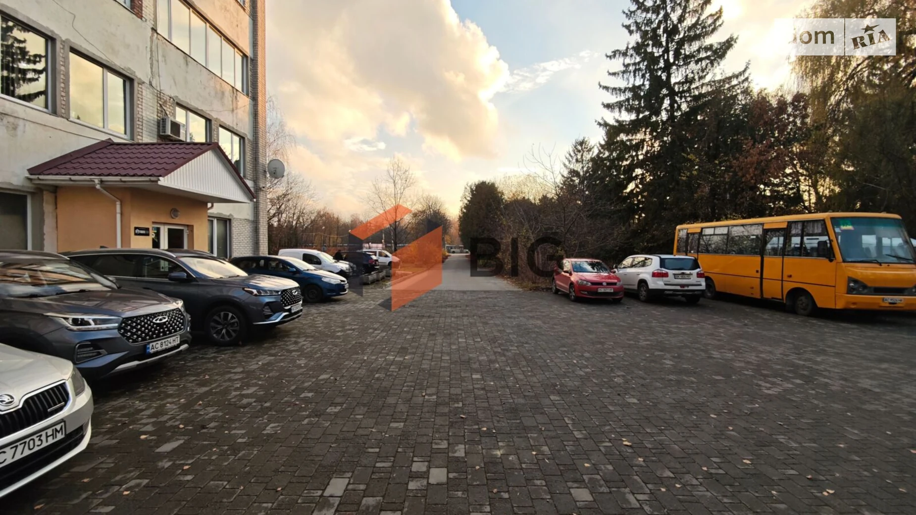 Сдается в аренду офис 70 кв. м в бизнес-центре, цена: 150 грн - фото 4