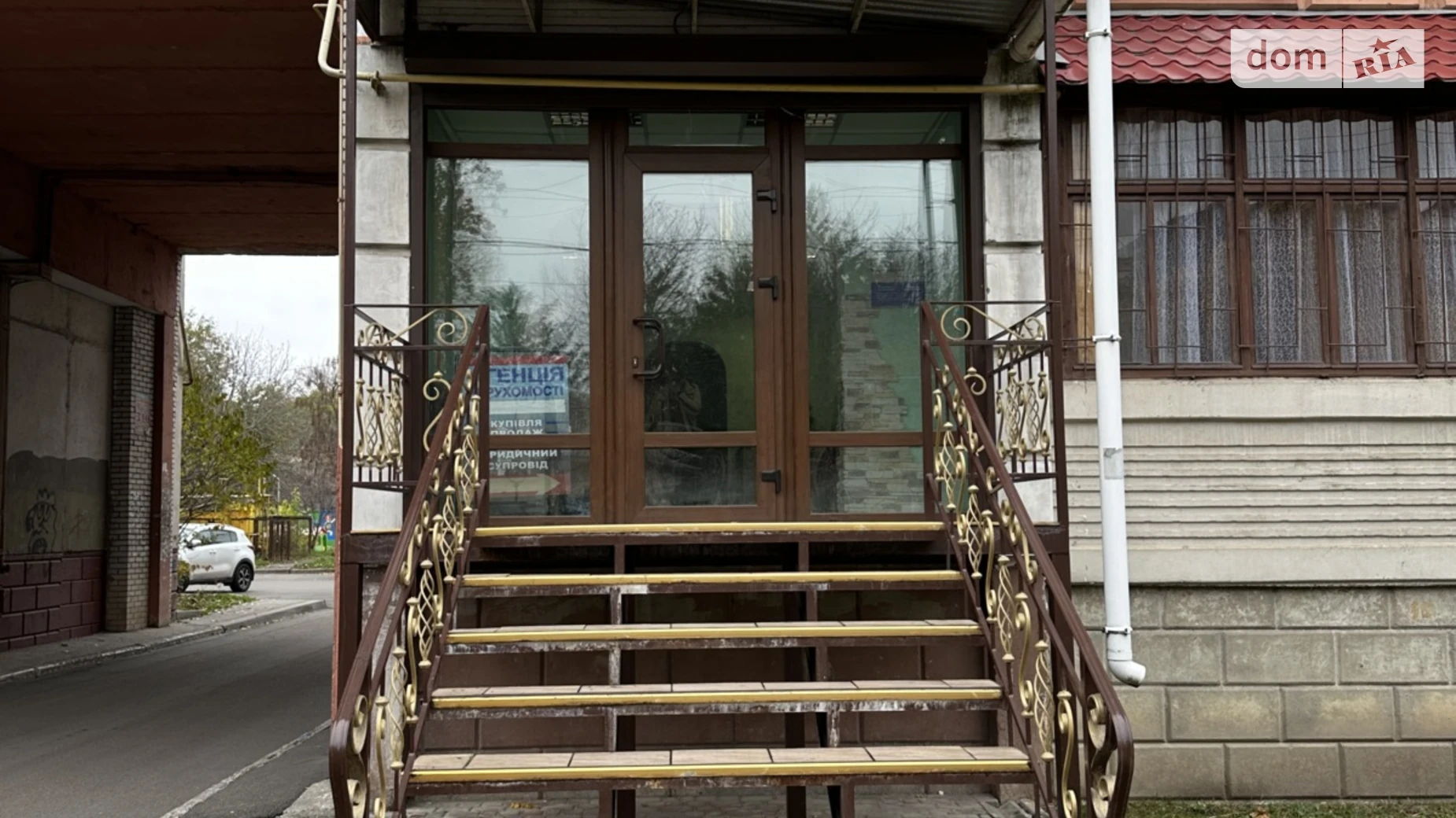 Сдается в аренду офис 64 кв. м в бизнес-центре, цена: 14000 грн - фото 2