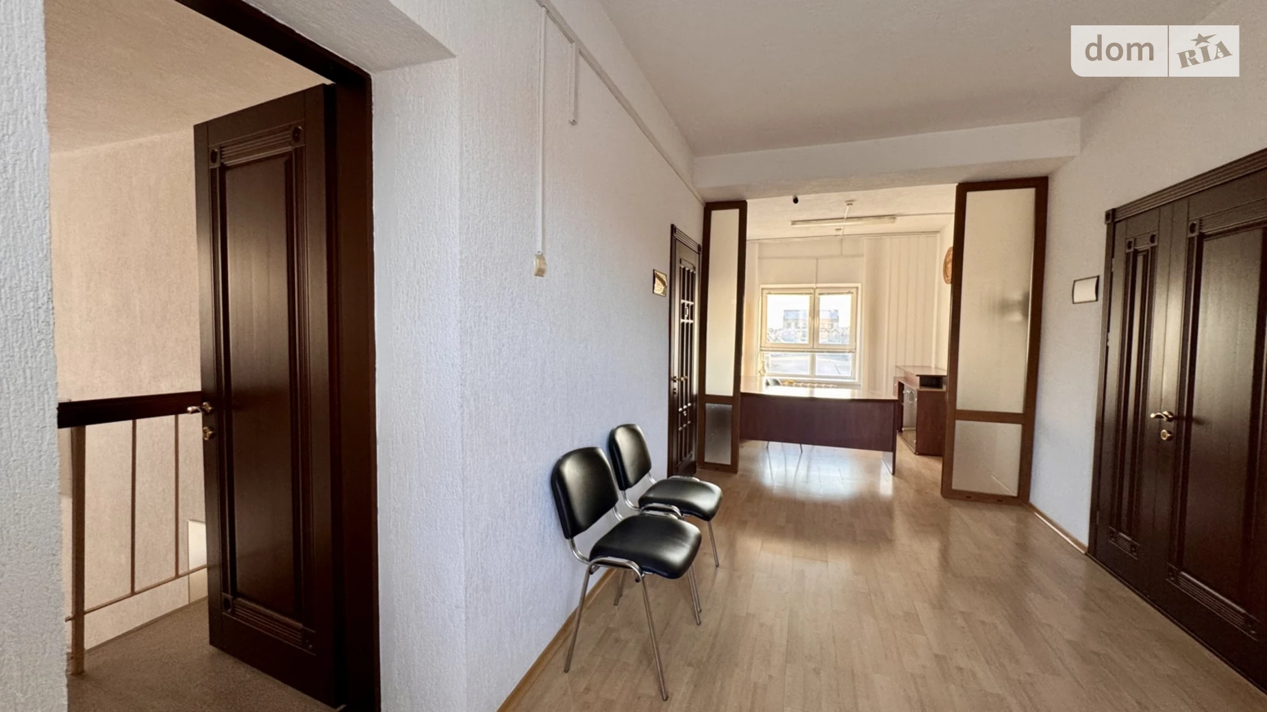 Сдается в аренду офис 42 кв. м в бизнес-центре, цена: 8400 грн - фото 5