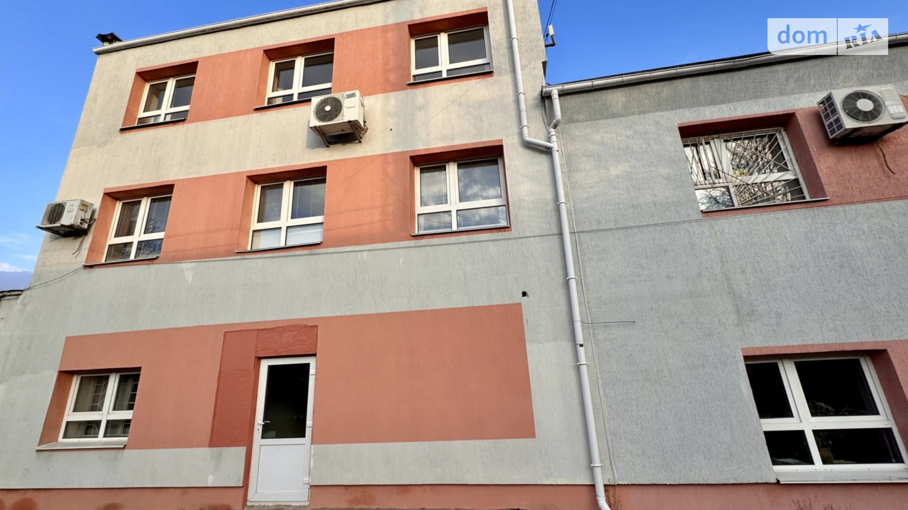 Сдается в аренду офис 120 кв. м в бизнес-центре, цена: 24000 грн - фото 2