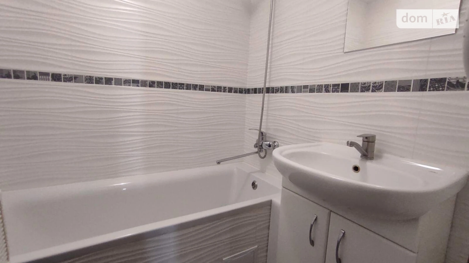 2-комнатная квартира 53 кв. м в Тернополе, ул. Симоненко Василия - фото 4