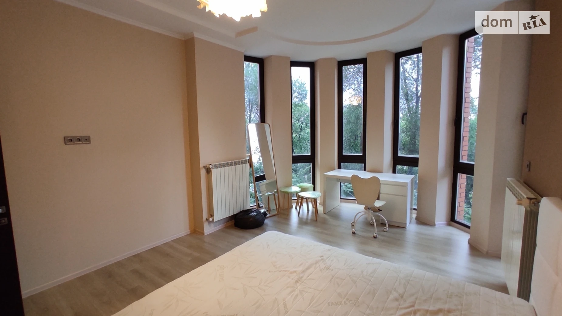 Сдается в аренду офис 207.5 кв. м в бизнес-центре, цена: 30000 грн - фото 2