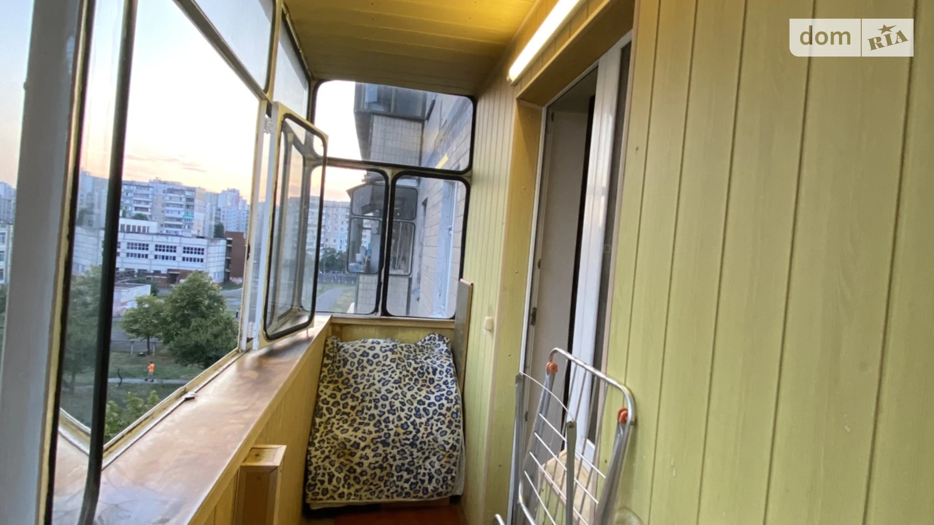 Продается 1-комнатная квартира 65 кв. м в Киеве, ул. Николая Закревского, 85 - фото 2