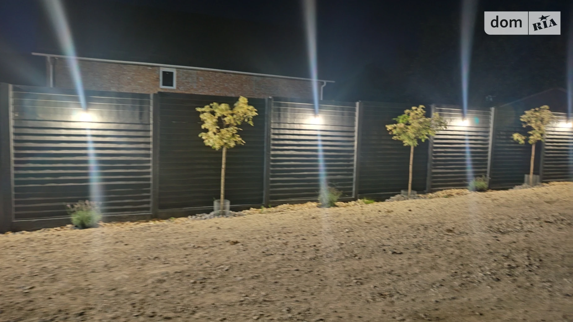 Продается дом на 2 этажа 200 кв. м с баней/сауной, цена: 78000 $ - фото 2