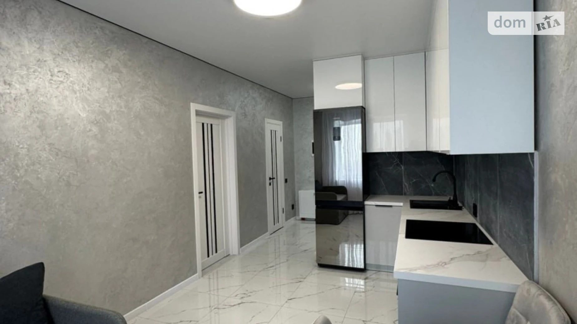 Сдается в аренду 1-комнатная квартира 42 кв. м в Ровно, ул. Соборная - фото 4