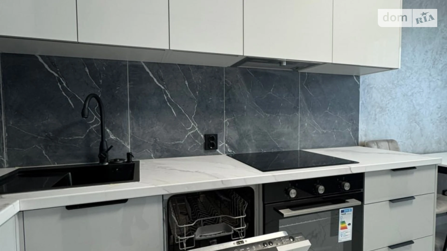 Сдается в аренду 1-комнатная квартира 42 кв. м в Ровно, ул. Соборная - фото 3