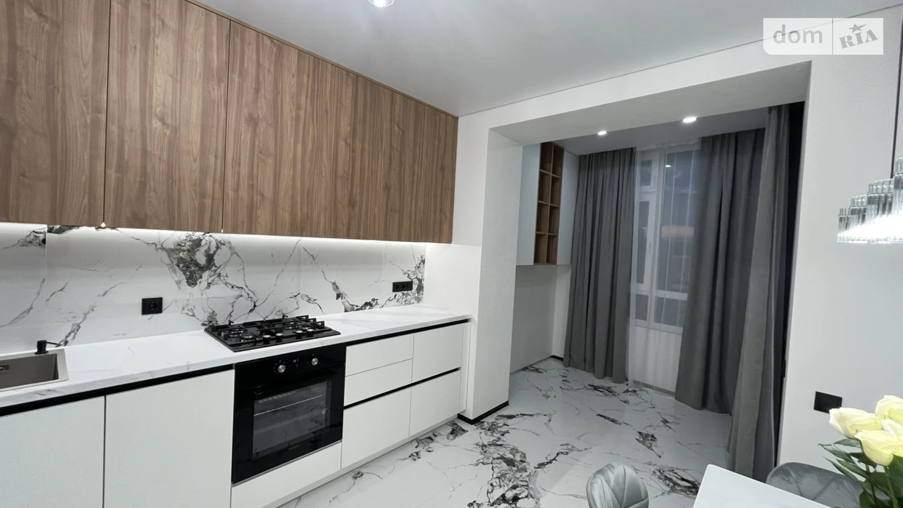 Продается 1-комнатная квартира 47 кв. м в Хмельницком, цена: 74500 $ - фото 2