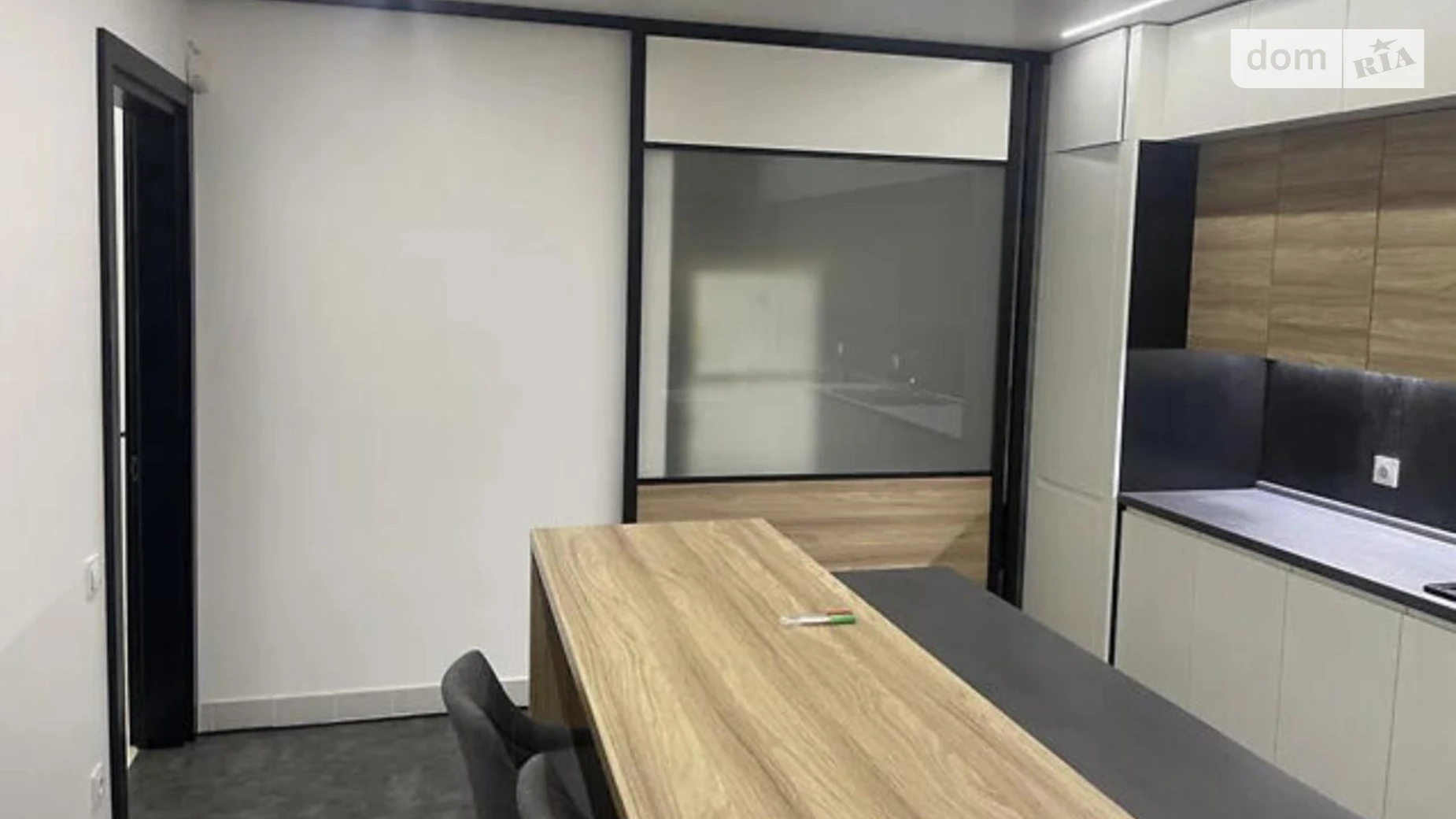 Продается дом на 3 этажа 249 кв. м с подвалом, цена: 185000 $ - фото 3