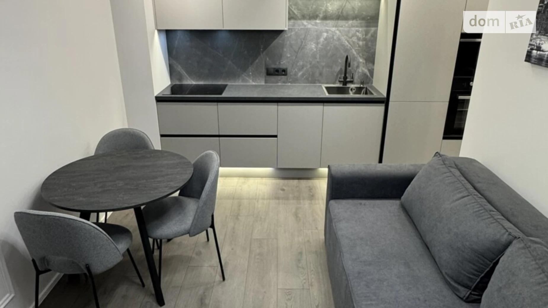 Продається 1-кімнатна квартира 42 кв. м у Одесі, вул. Краснова, 1Г - фото 3