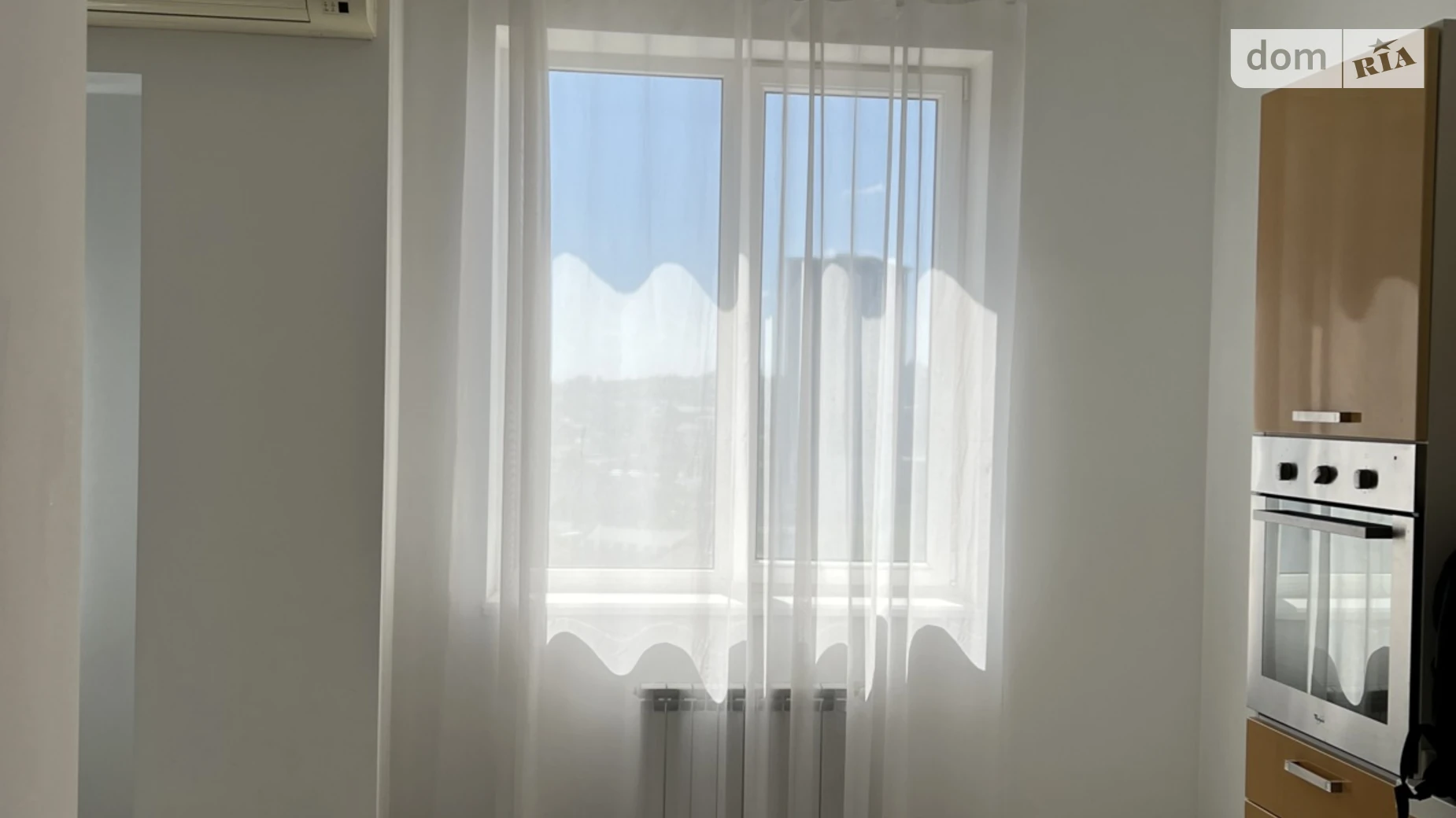 Сдается в аренду 4-комнатная квартира 150.7 кв. м в Киеве, ул. Павловская, 26/41 - фото 2