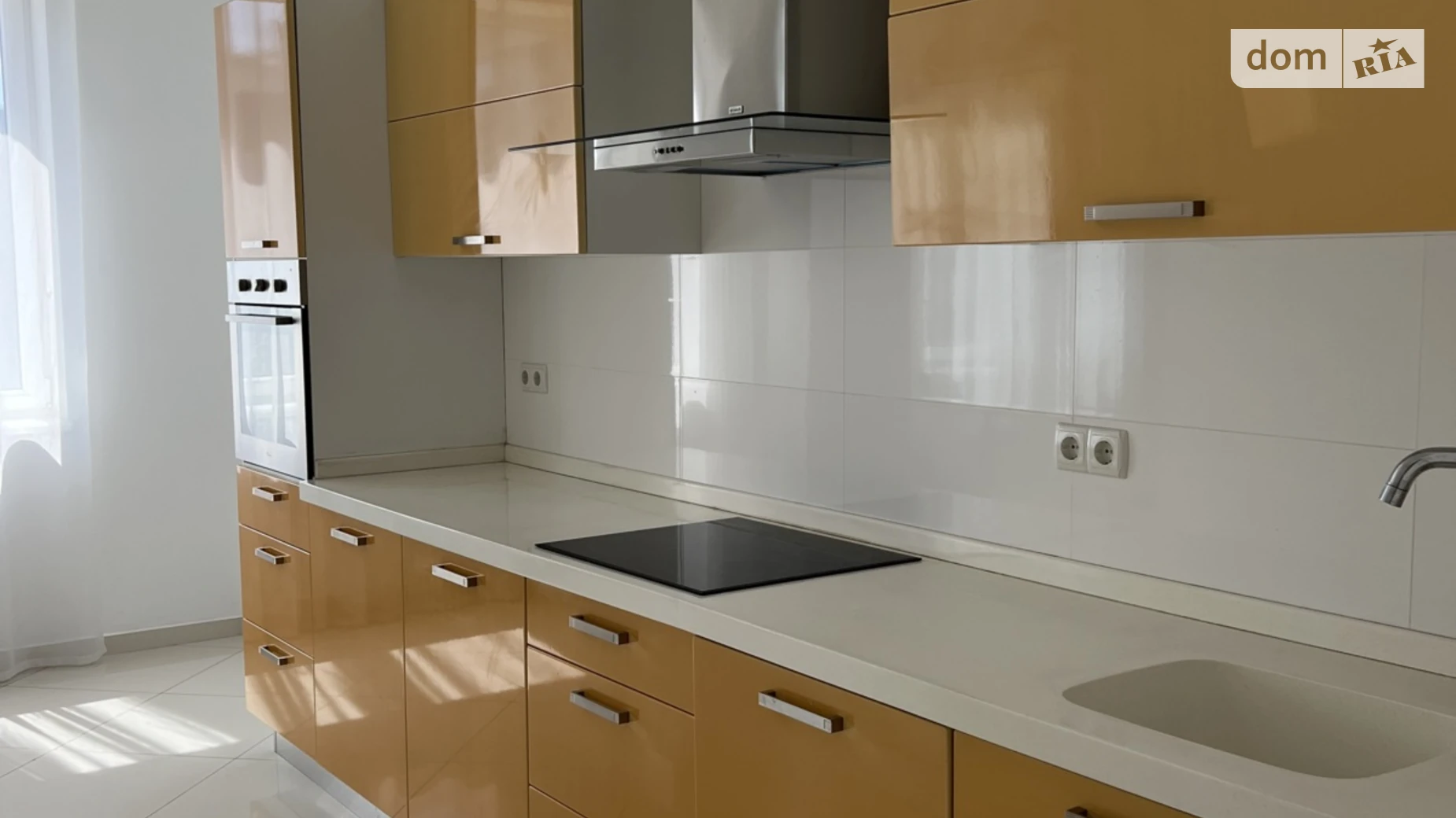 Сдается в аренду 4-комнатная квартира 150.7 кв. м в Киеве, ул. Павловская, 26/41 - фото 3