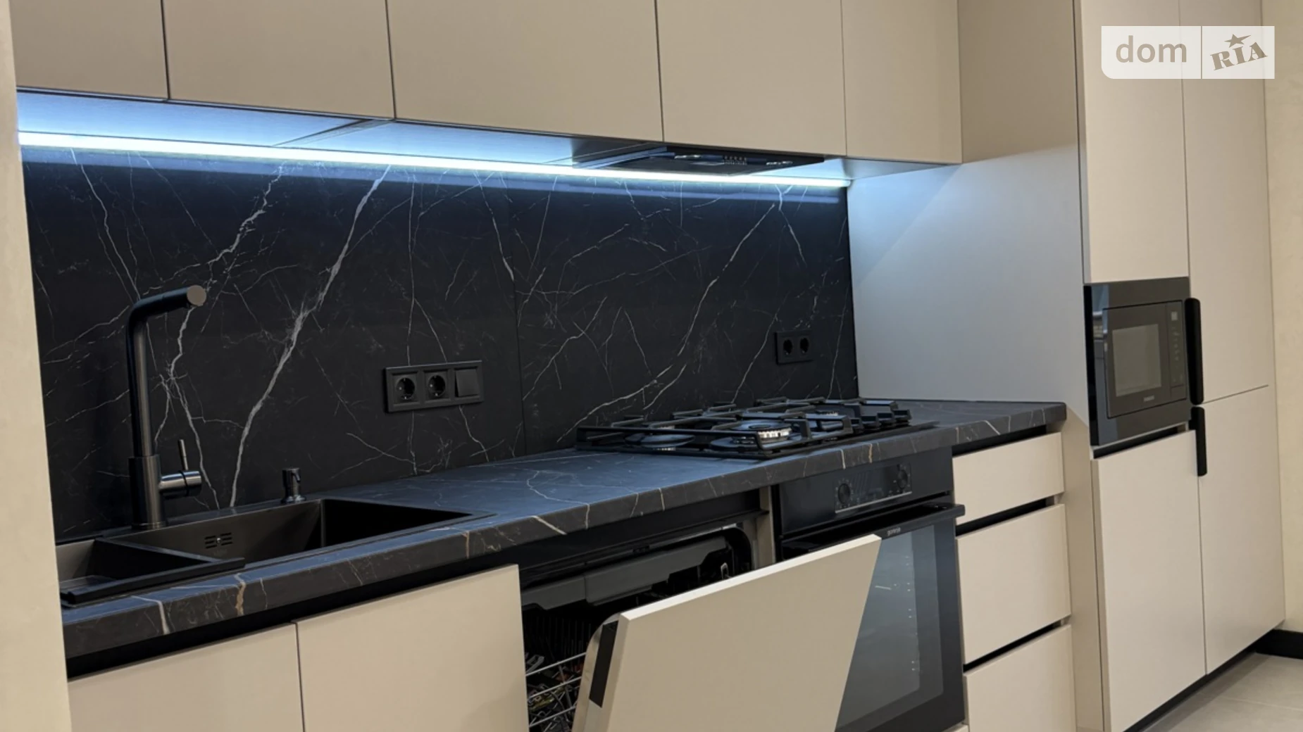 Продается 2-комнатная квартира 66.2 кв. м в Ирпене, цена: 145000 $ - фото 5