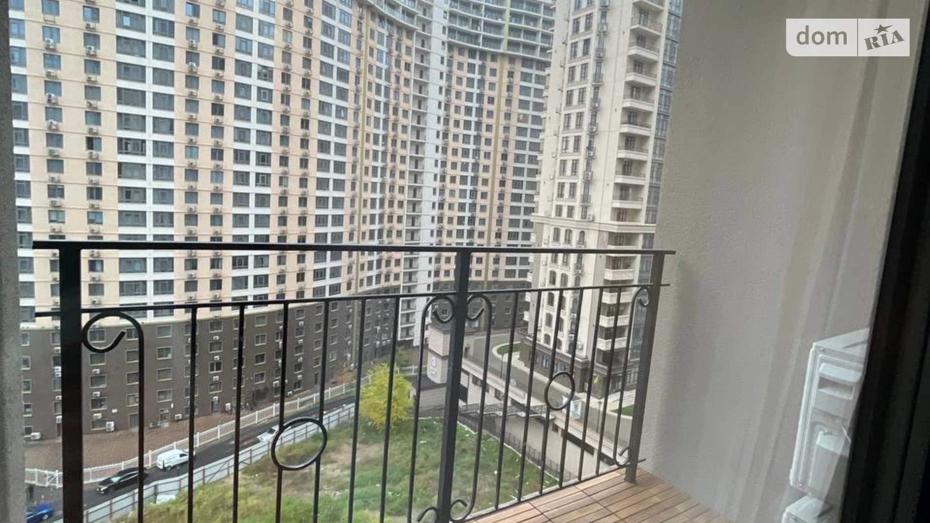 Продается 1-комнатная квартира 42 кв. м в Одессе, ул. Генуэзская, 1/1 - фото 3