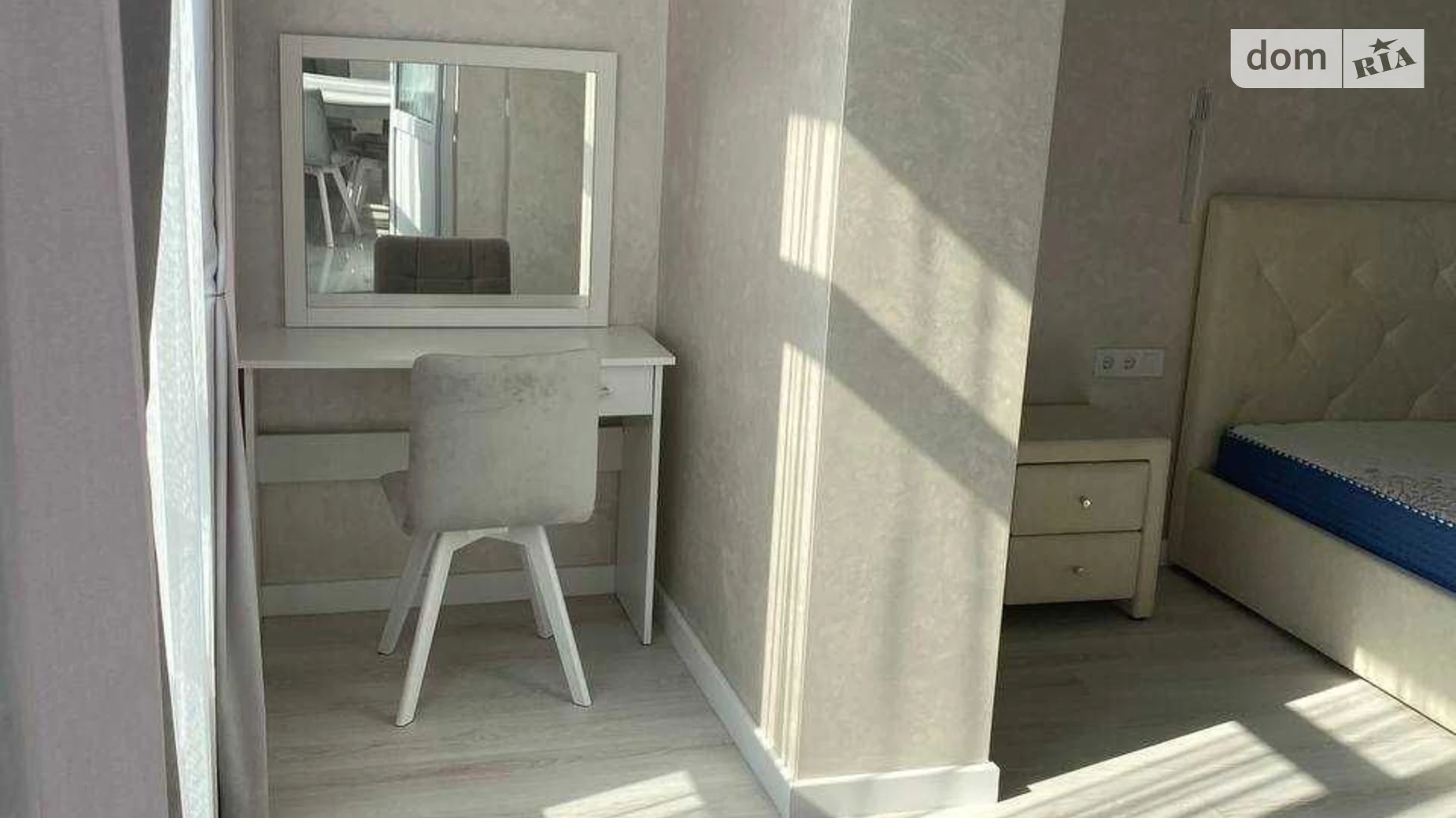 Сдается в аренду 1-комнатная квартира 60 кв. м в Львове, ул. Пасечная, 177 - фото 2