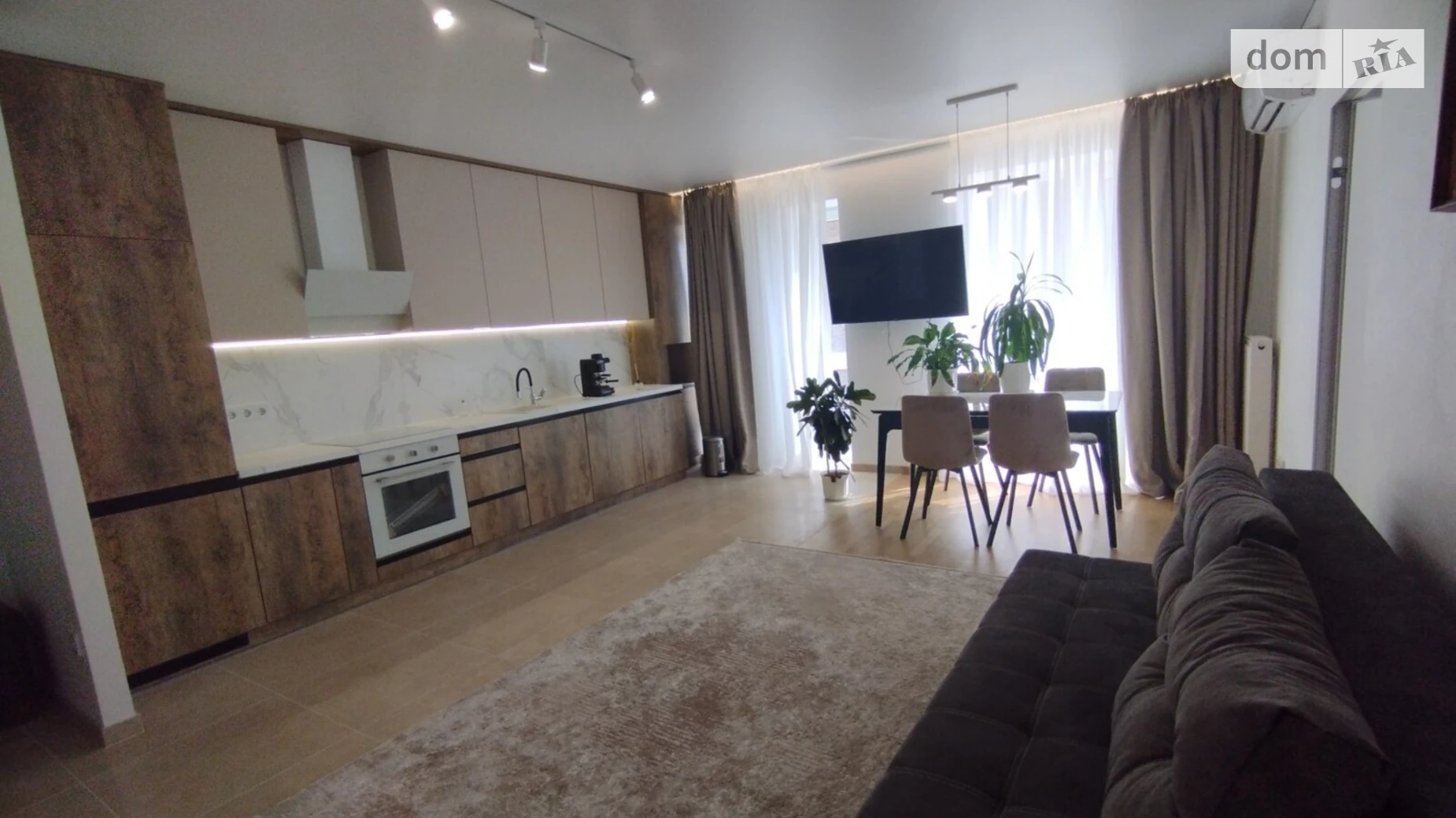 Продается 2-комнатная квартира 59 кв. м в Ужгороде, ул. Тлехаса, 19 - фото 3