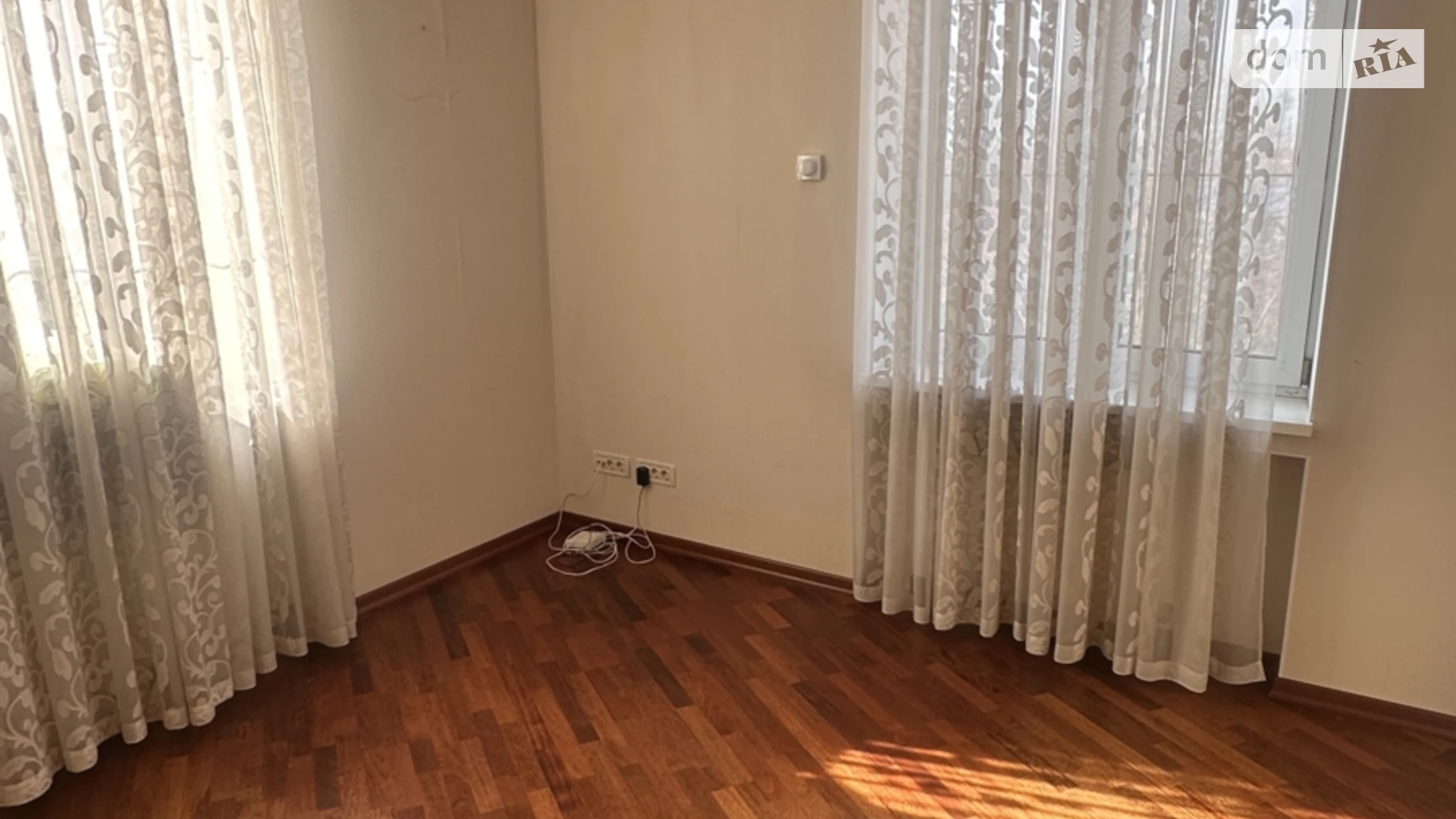 Продается дом на 3 этажа 400 кв. м с беседкой, цена: 350000 $ - фото 4