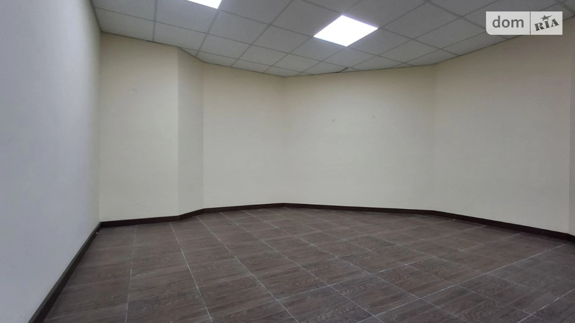 Здається в оренду приміщення вільного призначення 75 кв. м в 10-поверховій будівлі, цена: 13000 грн - фото 4