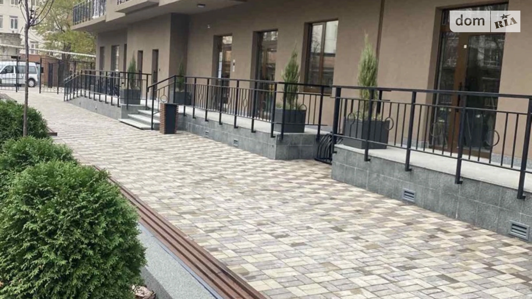 Продається 1-кімнатна квартира 27 кв. м у Одесі, Фонтанська дор. - фото 2