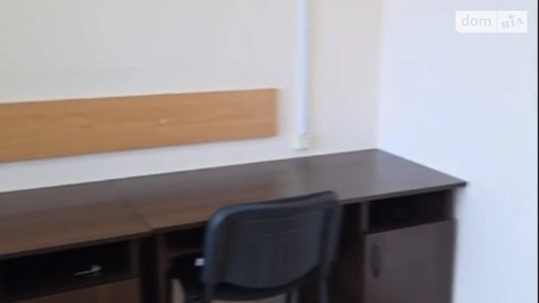 Сдается в аренду офис 70 кв. м в бизнес-центре, цена: 490 $ - фото 5