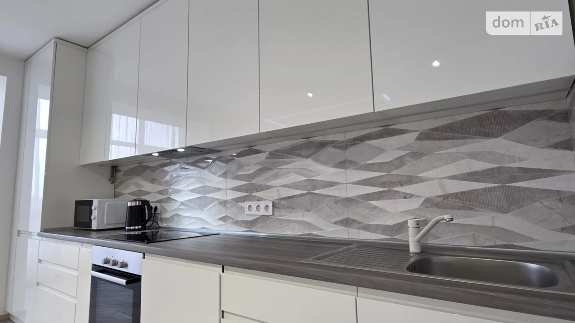 Сдается в аренду 1-комнатная квартира 45 кв. м в, цена: 400 $ - фото 5