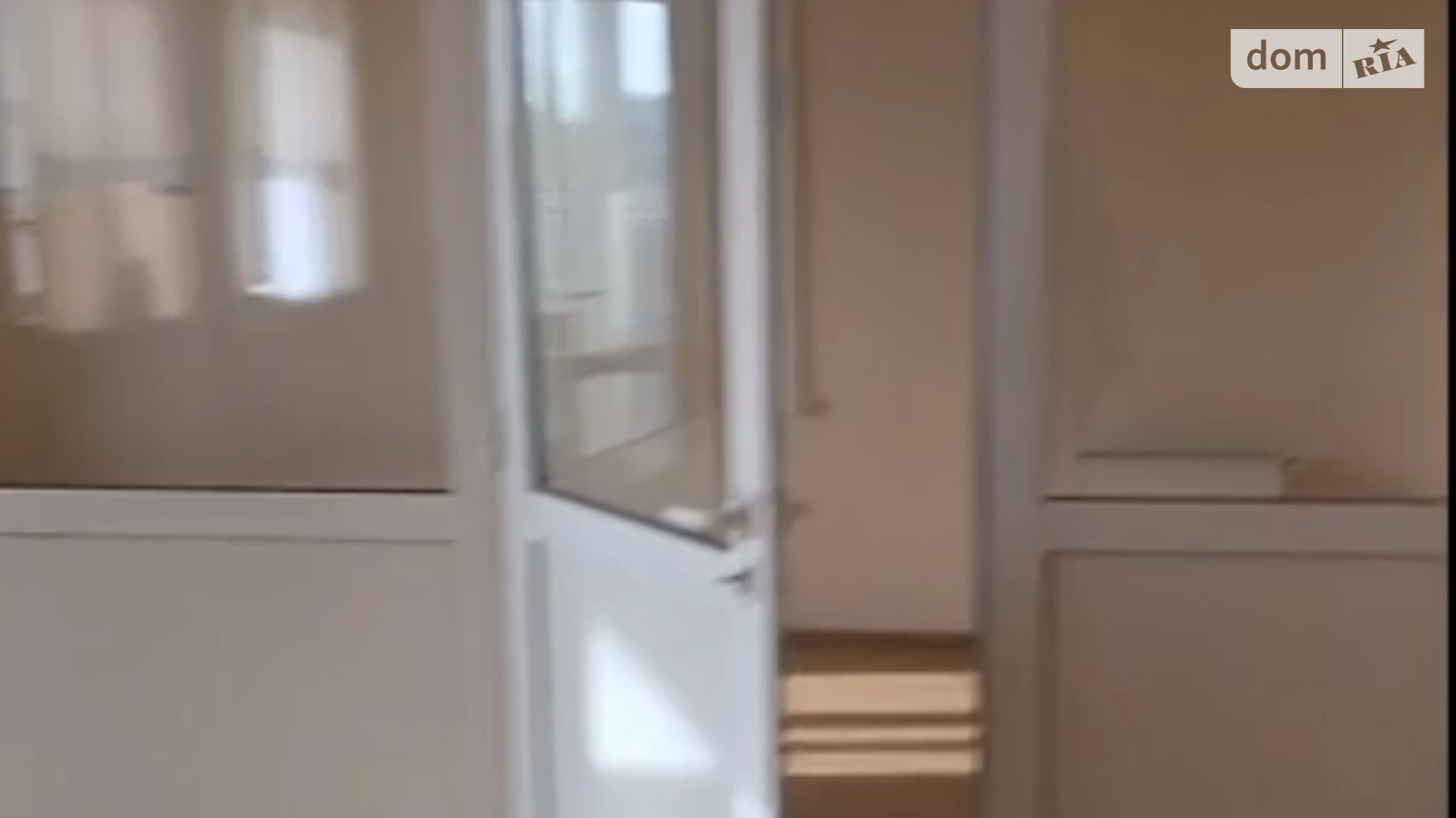 Сдается в аренду офис 80 кв. м в бизнес-центре, цена: 560 $ - фото 5