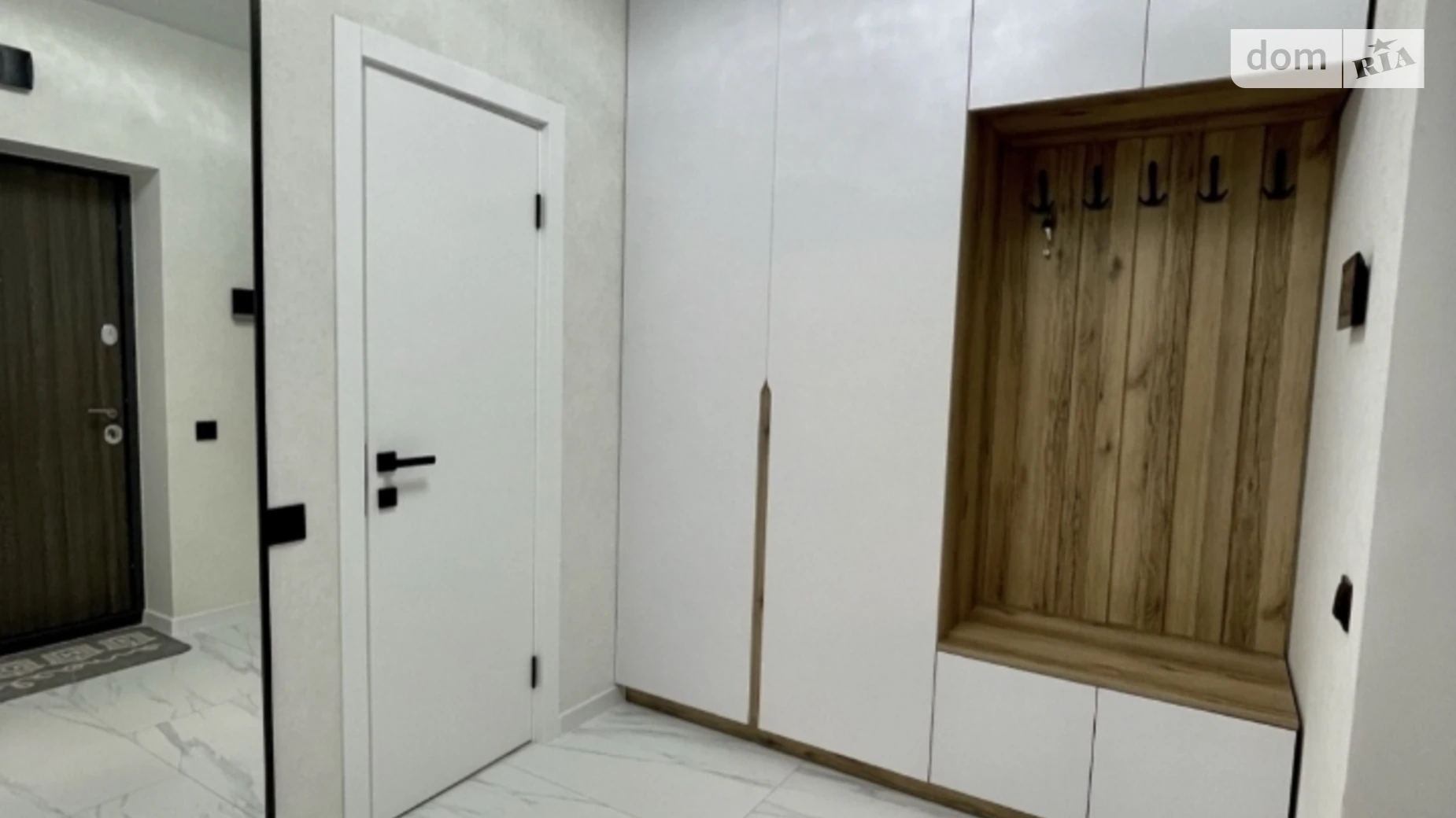 1-комнатная квартира 45 кв. м в Луцке, ул. Черновола Вячеслава - фото 5