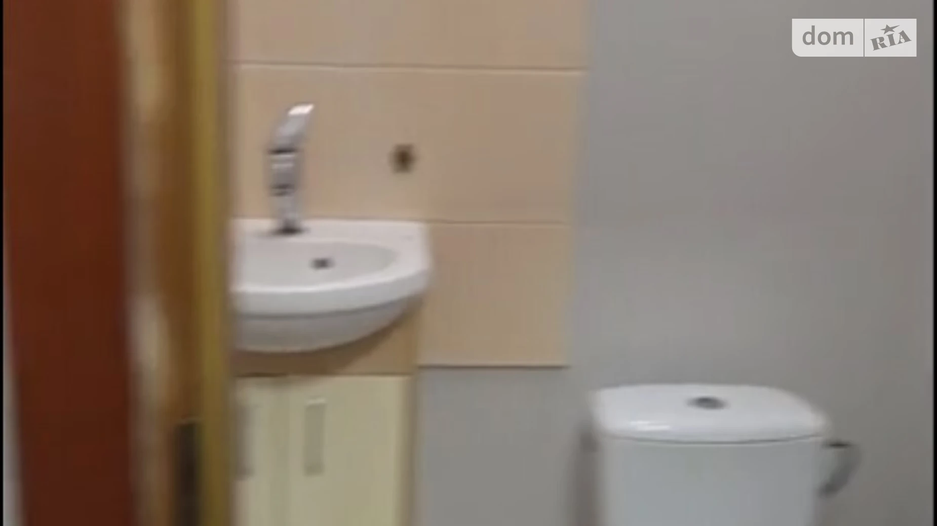 Сдается в аренду офис 50 кв. м в бизнес-центре, цена: 350 $ - фото 4