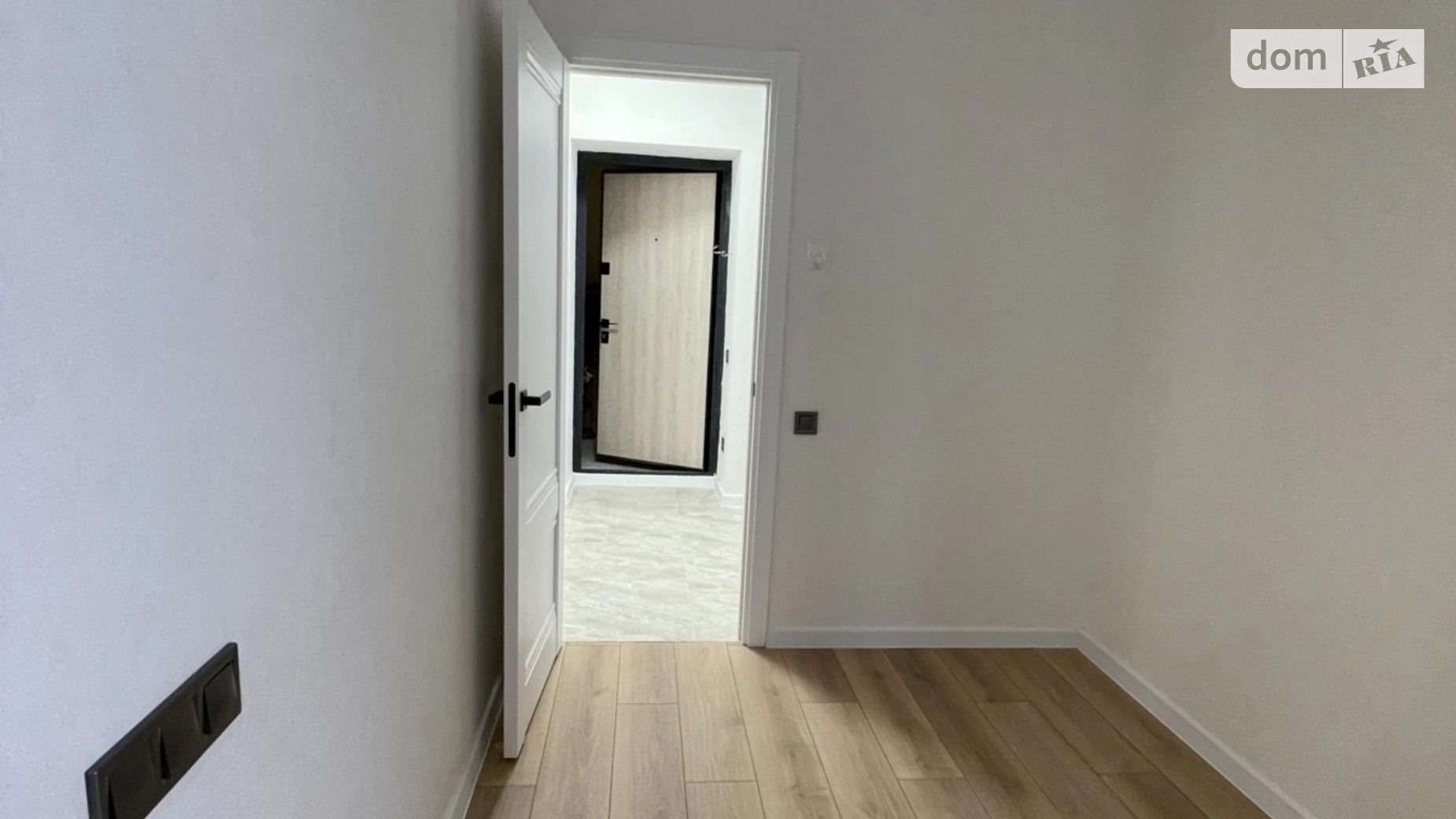 Продается 1-комнатная квартира 33 кв. м в Ирпене, ул. Соборная(ІІІ Интернационала) - фото 2