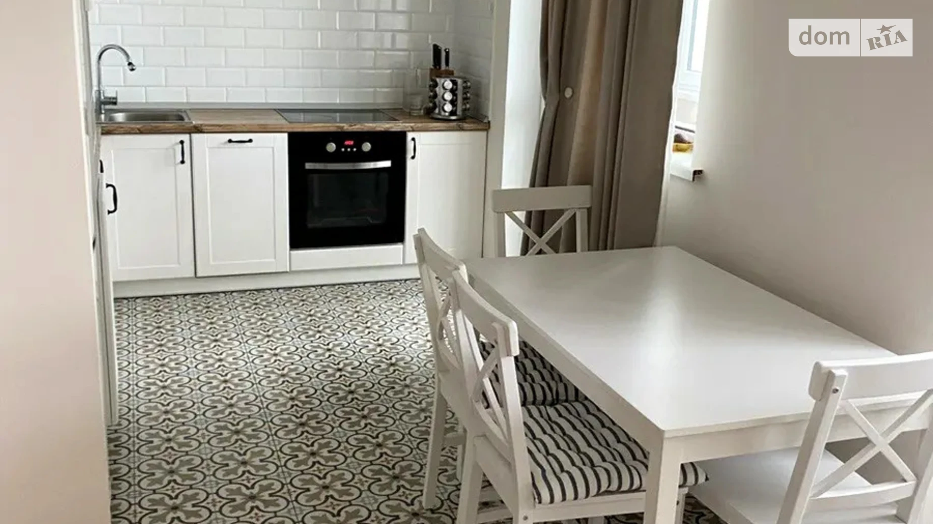 Продается 3-комнатная квартира 80 кв. м в Киеве, ул. Урловская, 23 - фото 2