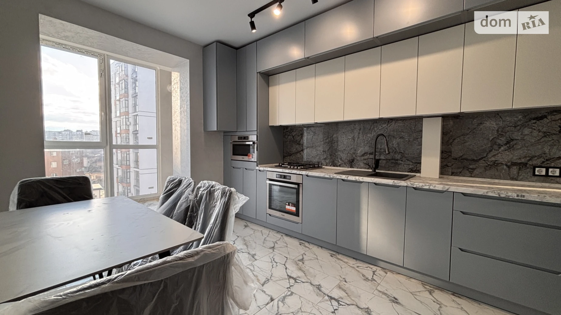 Сдается в аренду 2-комнатная квартира 65 кв. м в, цена: 650 $ - фото 2