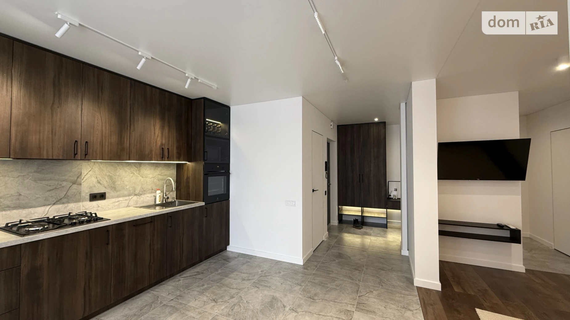 1-комнатная квартира 58 кв. м в Тернополе, ул. Белогорская - фото 4