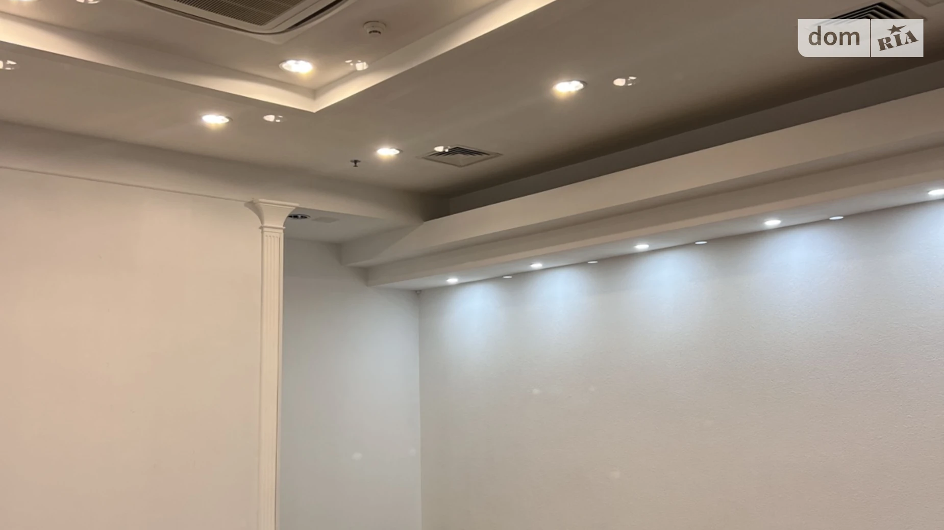 Сдается в аренду офис 60 кв. м в бизнес-центре, цена: 37200 грн - фото 3