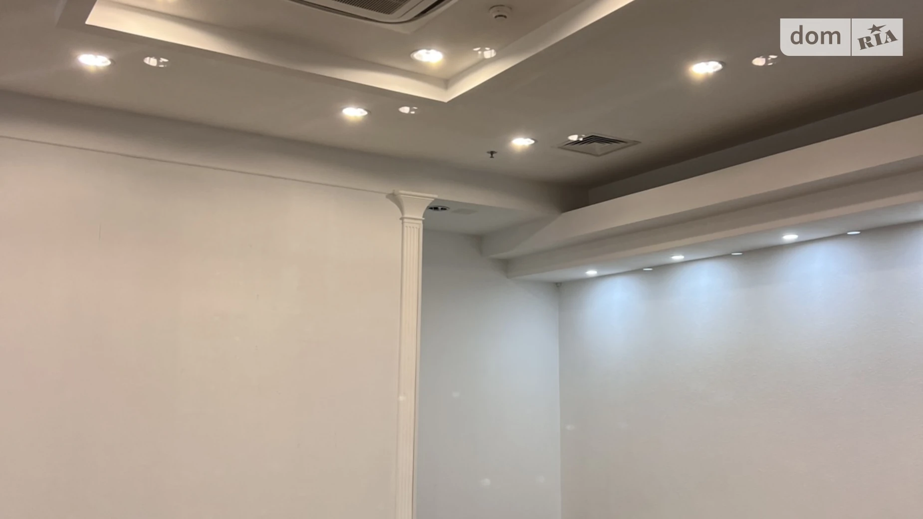 Сдается в аренду офис 60 кв. м в бизнес-центре, цена: 37200 грн - фото 4