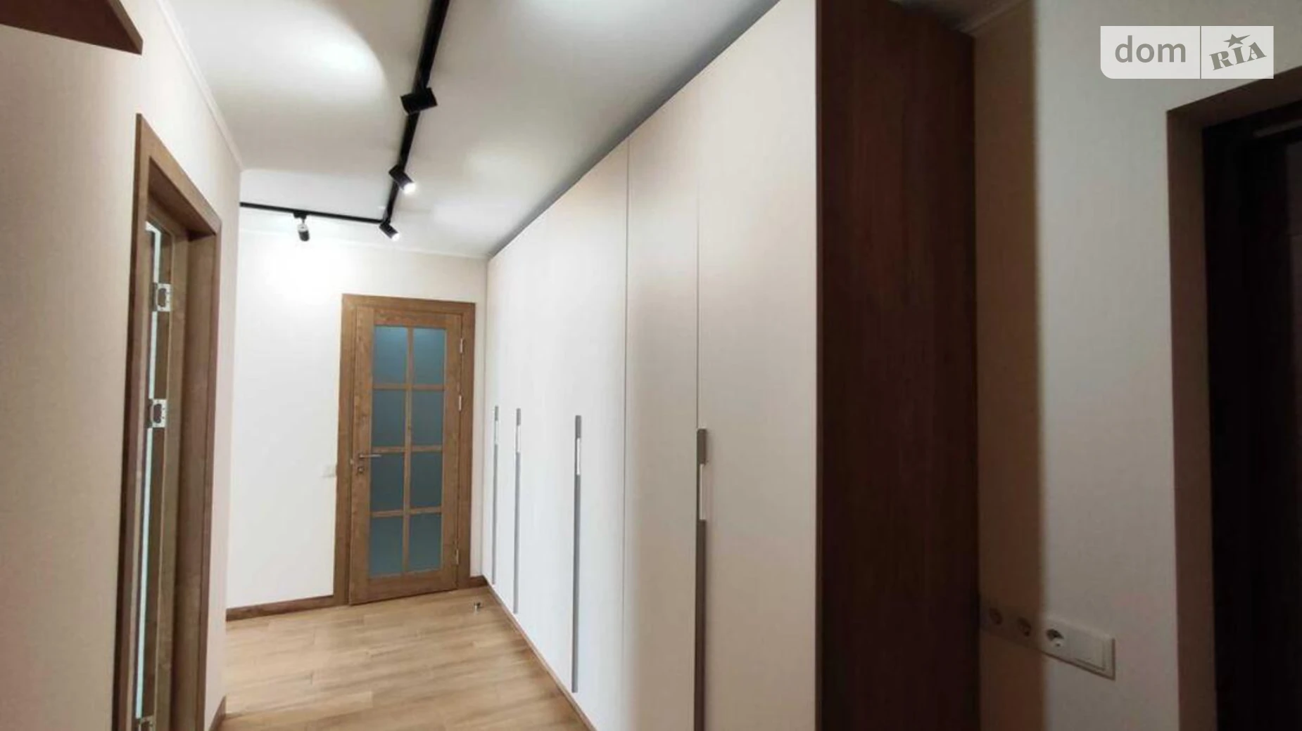 Продается 2-комнатная квартира 52 кв. м в Киеве, ул. Михаила Максимовича, 32 - фото 4