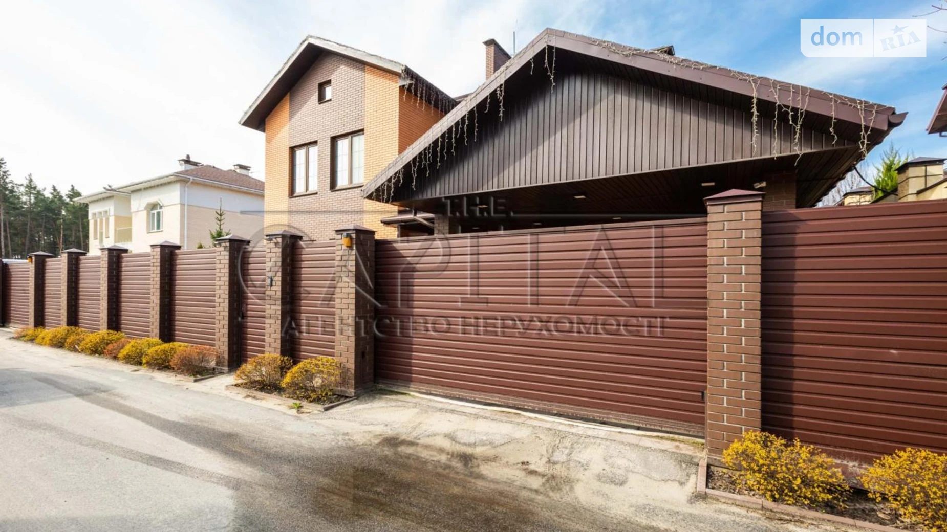 Продается дом на 2 этажа 300 кв. м с бассейном, цена: 850000 $ - фото 5