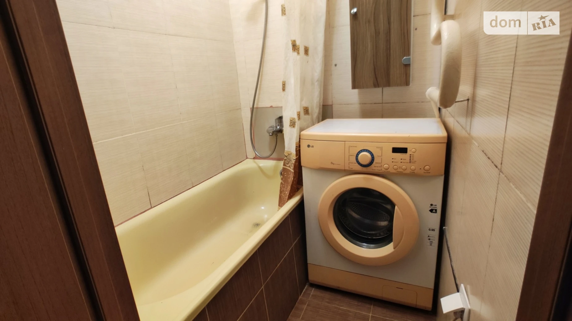 Продается 3-комнатная квартира 55 кв. м в Ровно, ул. Богоявленская, 6 - фото 5