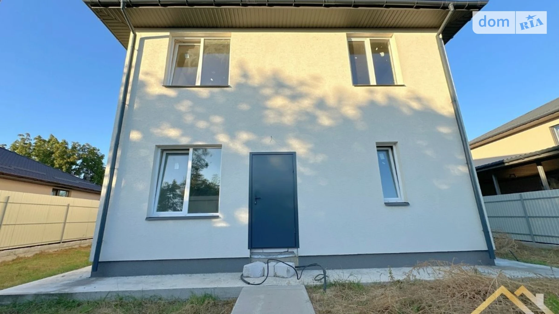 Продается дом на 2 этажа 144 кв. м с бассейном, цена: 145000 $ - фото 3